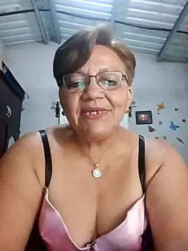 Madrastrahot69 online show from 10-25-25, 03:47