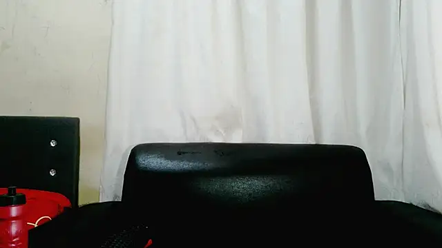 Snapshot of XIndianXFireBallX chatting on 10-24-25, 05:04 XIndianXFireBallX online show from 10-24-25, 05:04