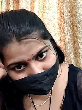 Hotty-simran online show from 11-22-25, 04:22