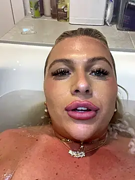 Snapshot of Arabellalee23 chatting on 11-28-25, 07:49 Arabellalee23 online show from 11-28-25, 07:49