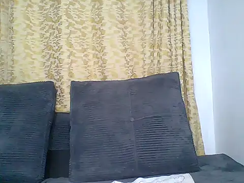 Snapshot of Miss_Amani chatting on 10-04-25, 12:41 Miss Amani online show from 10-04-25, 12:41