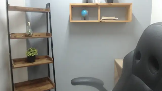 Snapshot of Amir_Abdull chatting on 11-11-25, 09:26 Amir Abdull online show from 11-11-25, 09:26