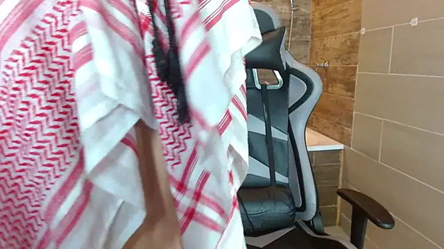 Snapshot of Amir_Abdull chatting on 01-13-26, 02:44 Amir Abdull online show from 01-13-26, 02:44