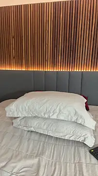 EmiilyAdams  online show from 02-25-26, 10:08