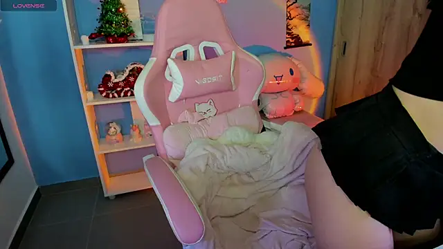 Artic love online show from 01-25-25, 06:34