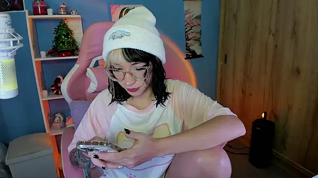 Artic love online show from 03-04-25, 07:08