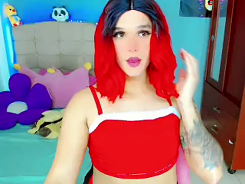 Snapshot of TaylorMon chatting on 12-23-24, 05:54 TaylorMon online show from 12-23-24, 05:54