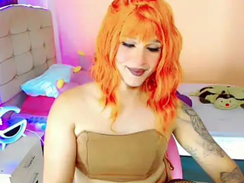 Snapshot of TaylorMon chatting on 02-05-25, 05:41 TaylorMon online show from 02-05-25, 05:41