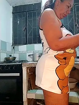 Snapshot of sorbetico_perverse chatting on 02-18-25, 10:05 sorbetico perverse online show from 02-18-25, 10:05