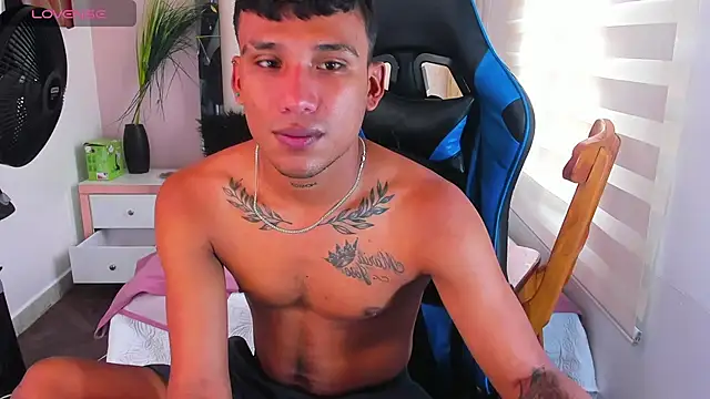 Backsex boy online show from 03-12-25, 04:02