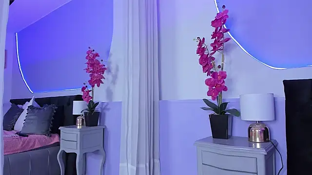 Julieta Cortes   online show from 01-23-25, 02:50