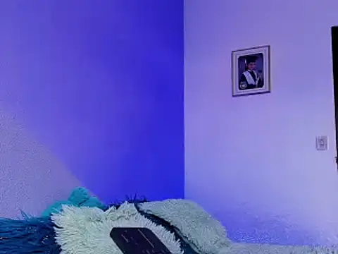 Snapshot of sallome21 chatting on 03-19-25, 08:22 sallome21 online show from 03-19-25, 08:22