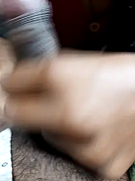 Snapshot of hairipussy2 chatting on 01-30-25, 04:27 hairipussy2 online show from 01-30-25, 04:27