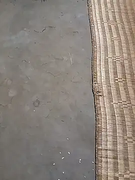 Snapshot of hairipussy2 chatting on 02-06-25, 01:21 hairipussy2 online show from 02-06-25, 01:21