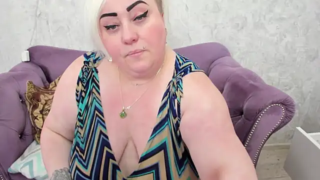 fashiona online show from 03-09-25, 10:41