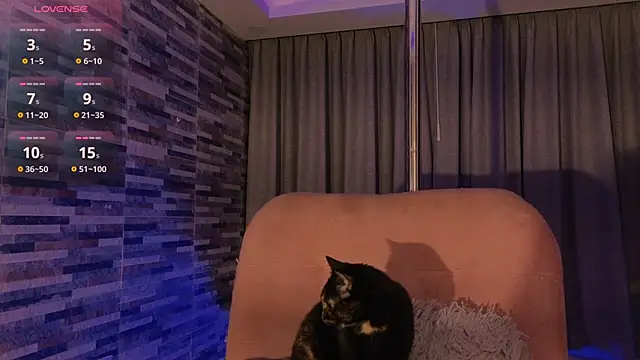 Snapshot of Hairyandsexysalma chatting on 12-13-24, 04:33 Hairyandsexysalma online show from 12-13-24, 04:33