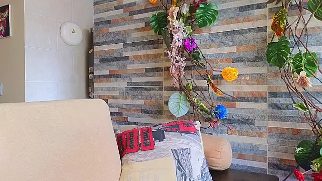 Snapshot of Hairyandsexysalma chatting on 09-20-25, 05:03 Hairyandsexysalma online show from 09-20-25, 05:03