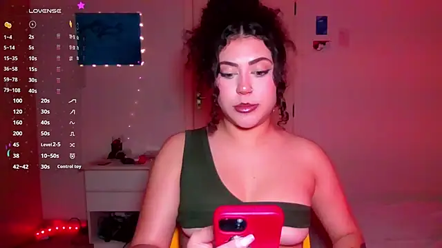 Snapshot of ann4montez_ chatting on 09-09-25, 05:51 ann4montez  online show from 09-09-25, 05:51