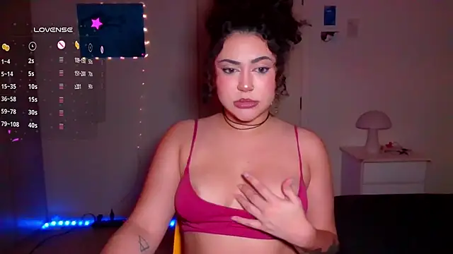 Snapshot of ann4montez_ chatting on 10-06-25, 04:32 ann4montez  online show from 10-06-25, 04:32