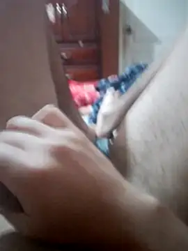 Snapshot of yahirgyui chatting on 11-02-25, 06:27 yahirgyui online show from 11-02-25, 06:27