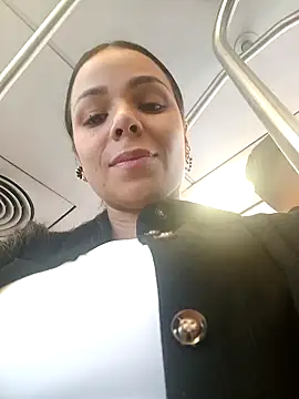 Snapshot of fabiana_rodriguez chatting on 01-24-25, 08:22 fabiana rodriguez online show from 01-24-25, 08:22