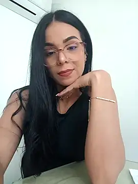 Snapshot of fabiana_rodriguez chatting on 02-24-25, 10:03 fabiana rodriguez online show from 02-24-25, 10:03