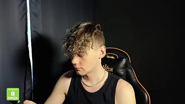 Snapshot of Keytaro chatting on 01-19-26, 05:55 Keytaro online show from 01-19-26, 05:55