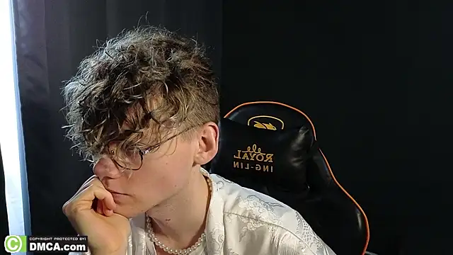 Snapshot of Keytaro chatting on 02-03-26, 09:58 Keytaro online show from 02-03-26, 09:58