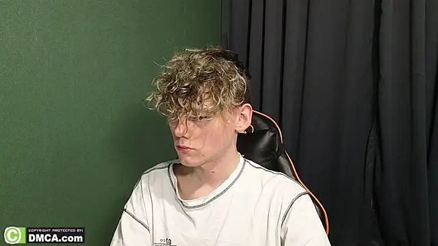 Snapshot of Keytaro chatting on 02-07-26, 06:17 Keytaro online show from 02-07-26, 06:17