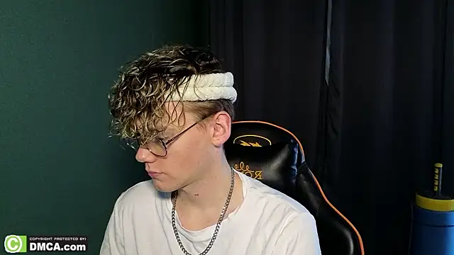 Snapshot of Keytaro chatting on 02-28-26, 06:14 Keytaro online show from 02-28-26, 06:14