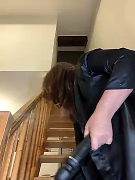 Snapshot of Candy-Desire chatting on 03-20-25, 09:02 Candy-Desire online show from 03-20-25, 09:02