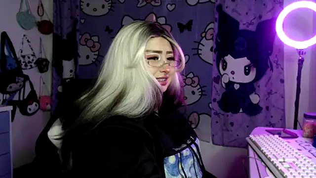 lussyevans24 online show from 03-22-26, 04:16