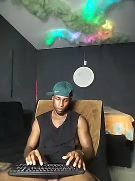 Snapshot of Ostinsanto chatting on 11-27-25, 01:51 Ostinsanto online show from 11-27-25, 01:51