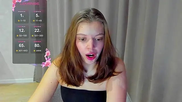 Snapshot of Nicky_Rosee chatting on 10-06-25, 01:03 Nicky Rosee online show from 10-06-25, 01:03