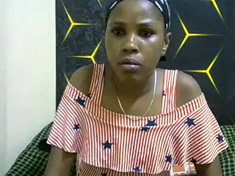 Snapshot of miss_lyne001 chatting on 02-14-25, 11:42 miss lyne001 online show from 02-14-25, 11:42