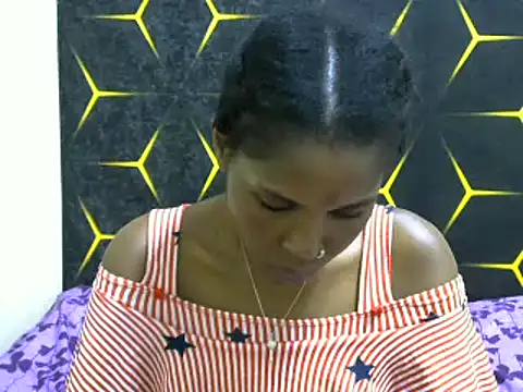 Snapshot of miss_lyne001 chatting on 02-27-25, 06:09 miss lyne001 online show from 02-27-25, 06:09