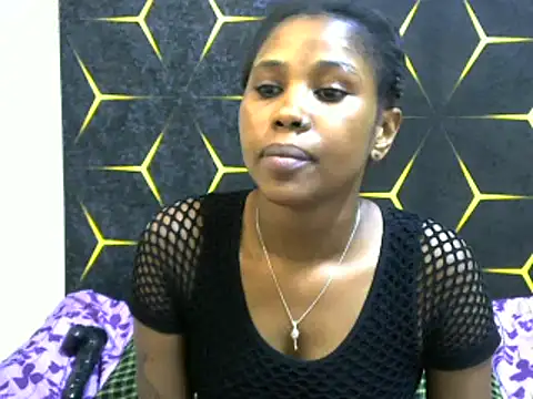 Snapshot of miss_lyne001 chatting on 02-28-25, 06:10 miss lyne001 online show from 02-28-25, 06:10