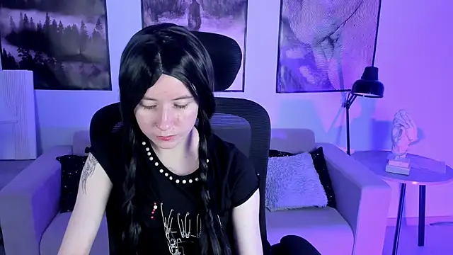 LexiWenford online show from 12-04-24, 09:07