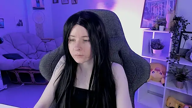 LexiWenford online show from 01-21-25, 02:54