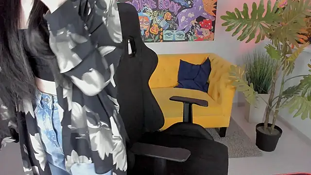 LexiWenford online show from 02-27-25, 02:53