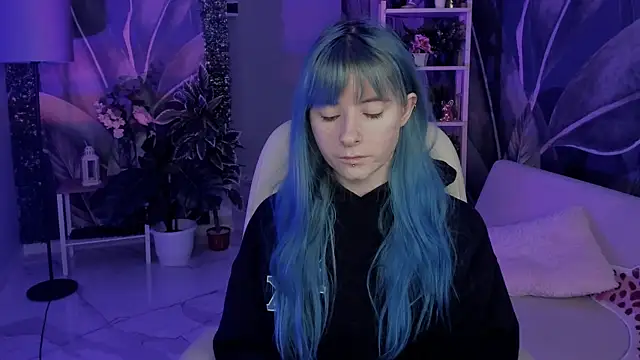 LexiWenford online show from 09-30-25, 02:49