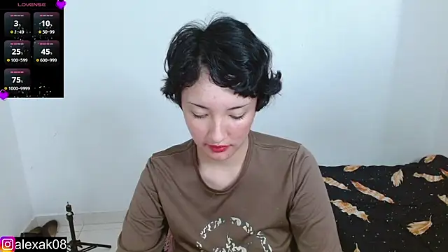 Snapshot of alexaa08 chatting on 12-17-24, 01:27 alexaa08 online show from 12-17-24, 01:27