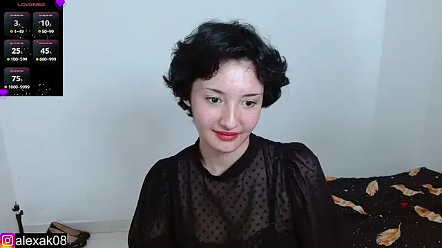 Snapshot of alexaa08 chatting on 12-19-24, 05:08 alexaa08 online show from 12-19-24, 05:08