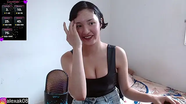 Snapshot of alexaa08 chatting on 02-19-25, 04:44 alexaa08 online show from 02-19-25, 04:44