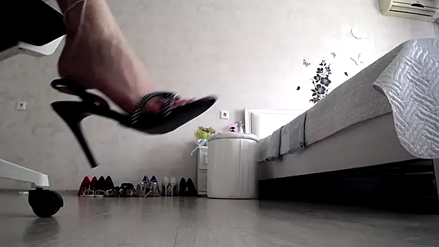 Devil Goddess online show from 02-01-25, 11:21