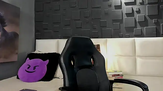 DannSaenz online show from 02-12-25, 09:22