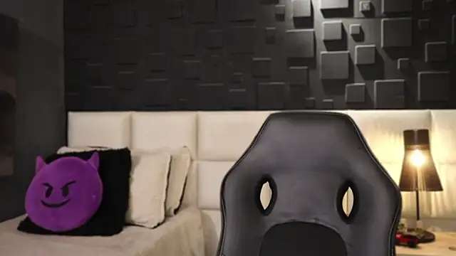 DannSaenz online show from 02-14-25, 05:57