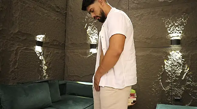 DannSaenz online show from 03-02-25, 07:34