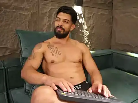 DannSaenz online show from 03-13-25, 04:12