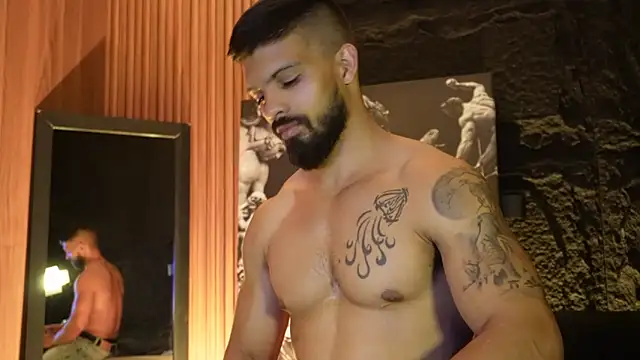 DannSaenz online show from 09-26-25, 02:04